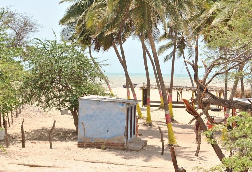 هتل Hostal Castillo Del Mar   Hostel