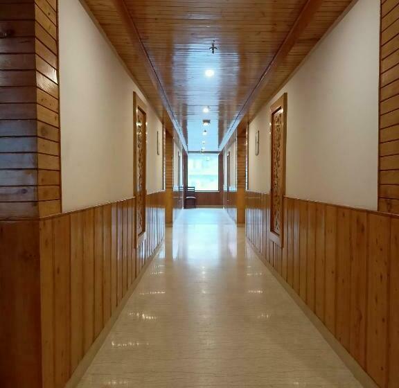 ホテル Malabar Kasol