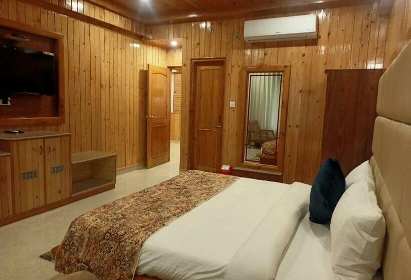 ホテル Malabar Kasol
