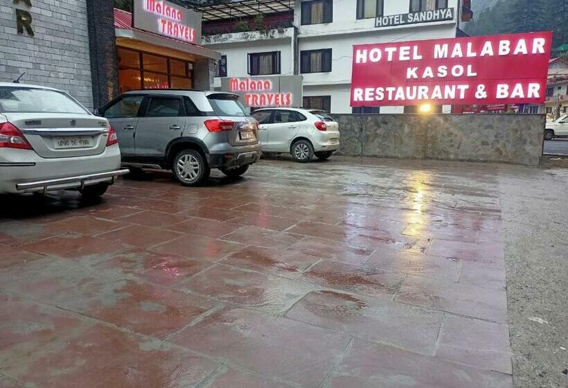 ホテル Malabar Kasol