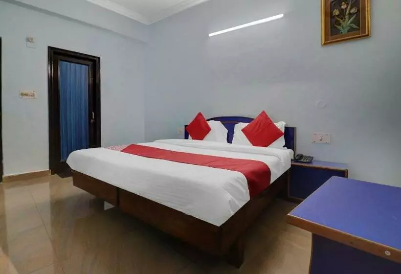 هتل Oyo 82350 Sanyog Ghar