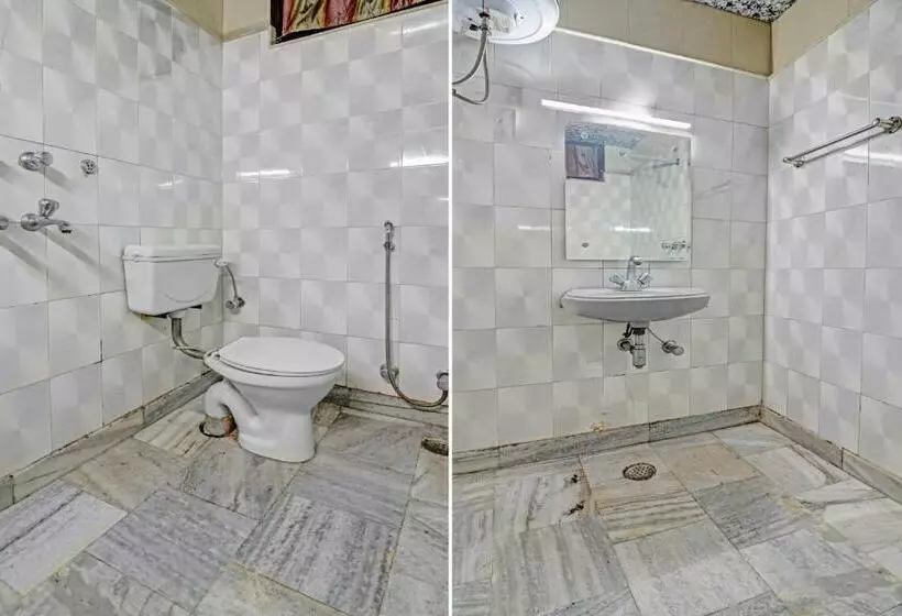 هتل Oyo 82350 Sanyog Ghar