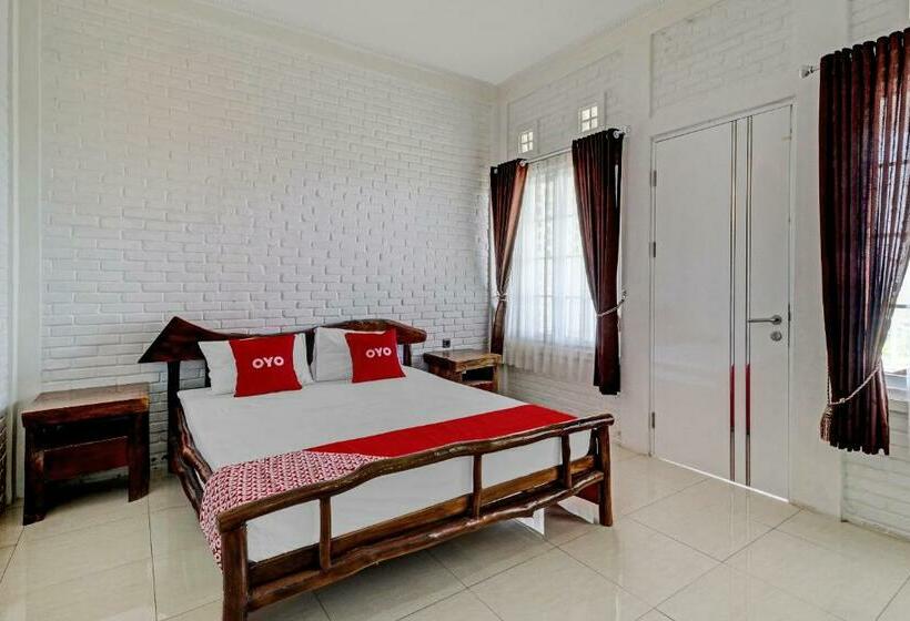 Otel Capital O 90617 Rumah Oma Opa Syariah