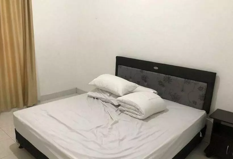 ホテル Wisma Gardenia Palangkaraya Syariah Redpartner