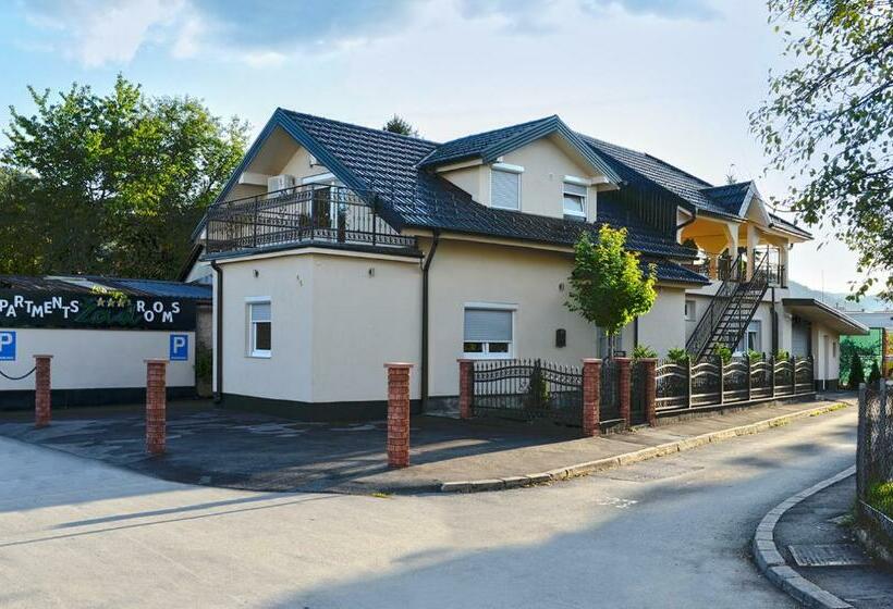 پانسیون žad Apartments And Rooms
