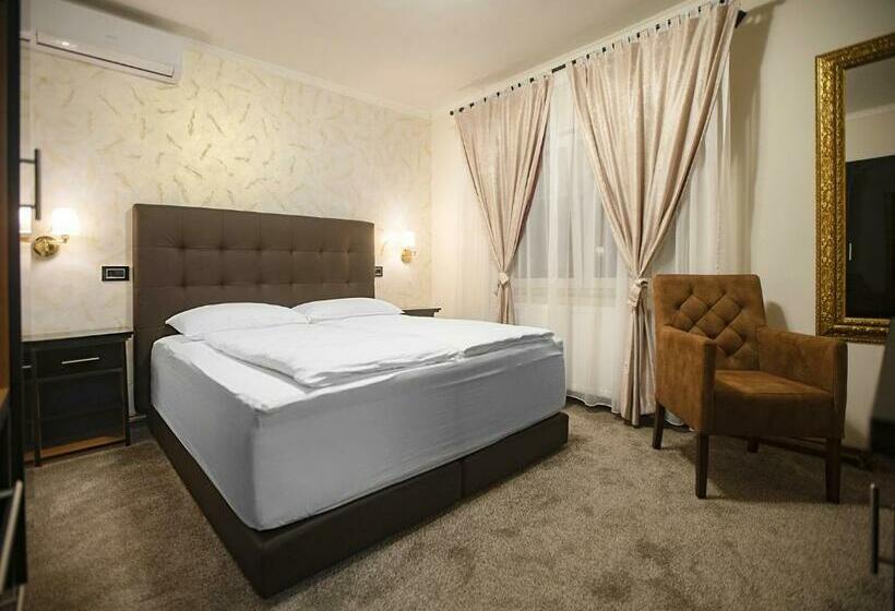 پانسیون žad Apartments And Rooms