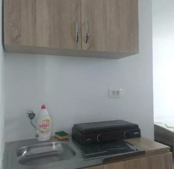 پانسیون Apartmani Avdo