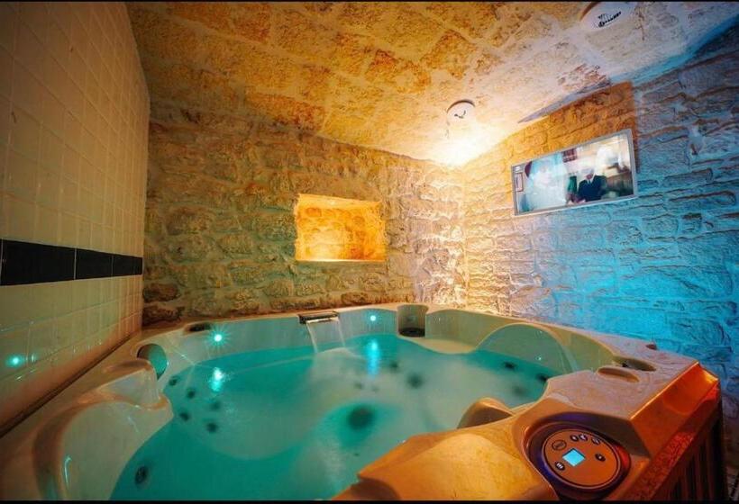 민박 Cathedral Suite Santeramo