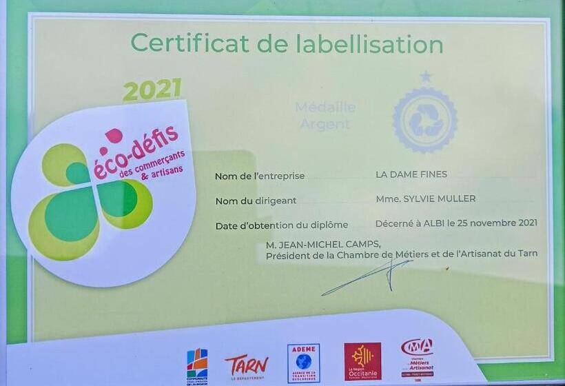 مبيت وإفطار Chambres D Hôtes La Dame Fines