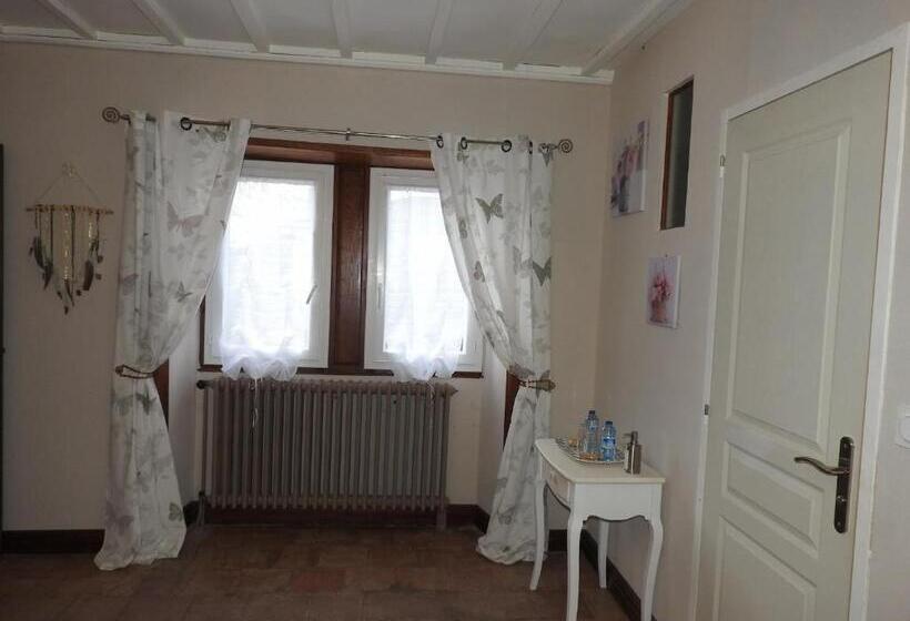 مبيت وإفطار Chambres D Hôtes La Dame Fines