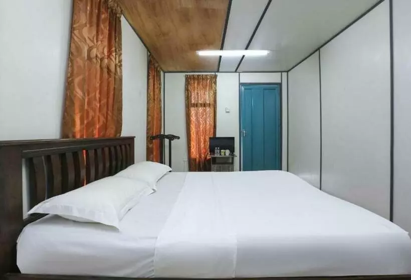 ホテル Cerana Villa Eco Resort