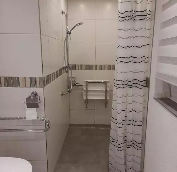 ペンション Gästezimmer Bernkastel   Gästehaus Barbara