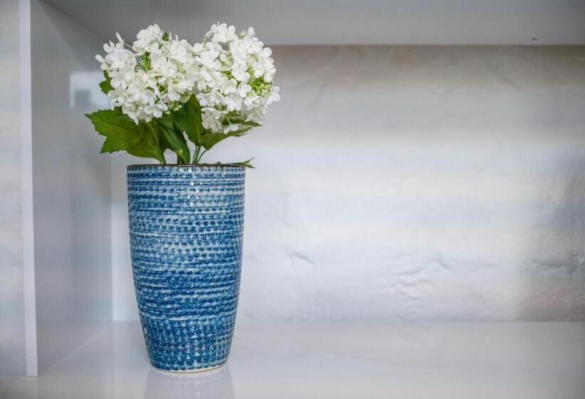 The First Real Bed & Breakfast Hiking Hotel  The Office  In Arequipa, Peru