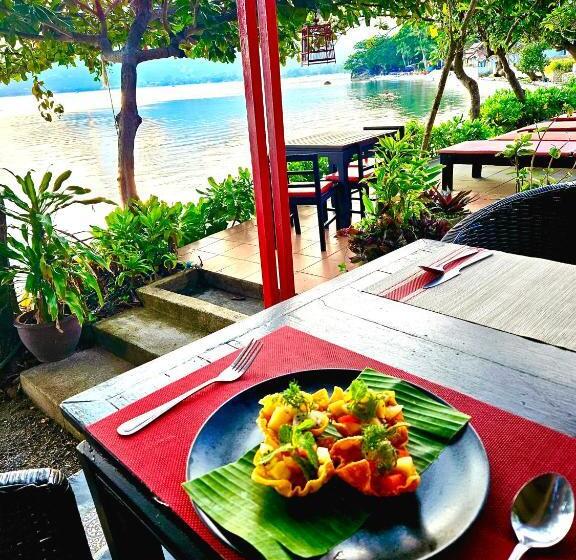 Cinnamon Beach Villas