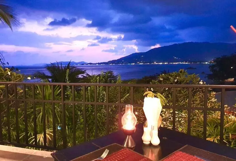 Cinnamon Beach Villas