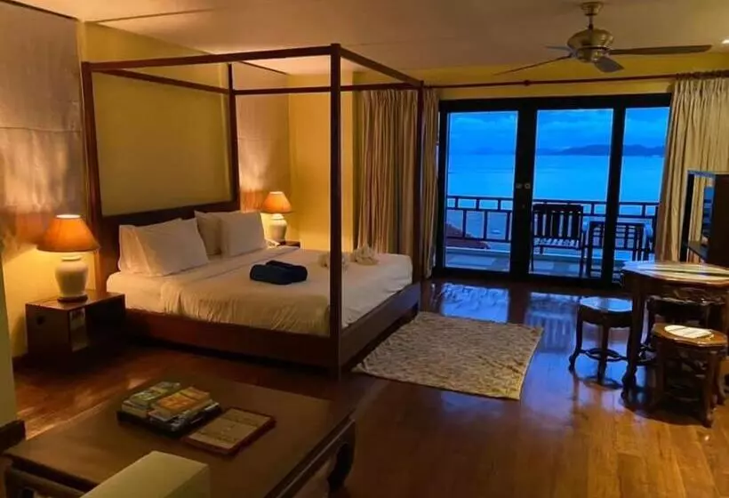 Cinnamon Beach Villas