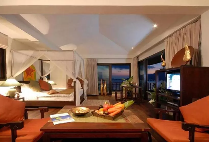 Cinnamon Beach Villas