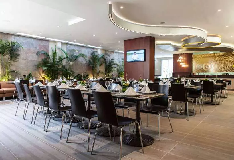 ホテル Best Western Plus 93 Park