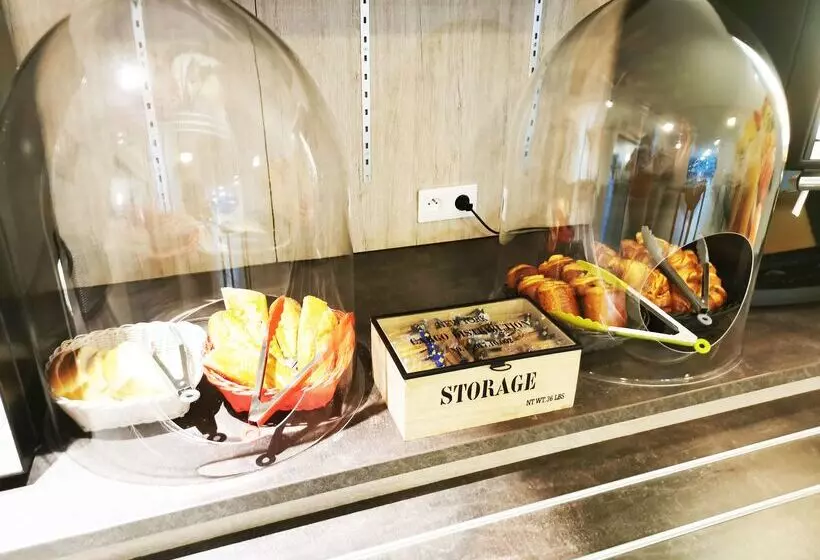 Brit Hotel Essentiel Tours Nord