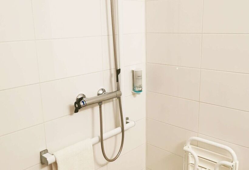 Brit Hotel Essentiel Tours Nord