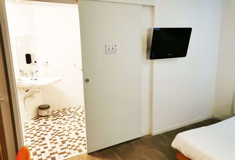 Brit Hotel Essentiel Tours Nord