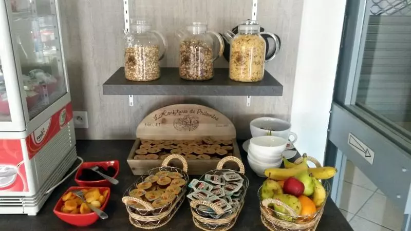 Brit Hotel Essentiel Tours Nord