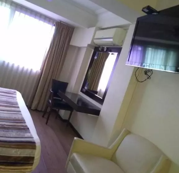 ホテル Clara Luna