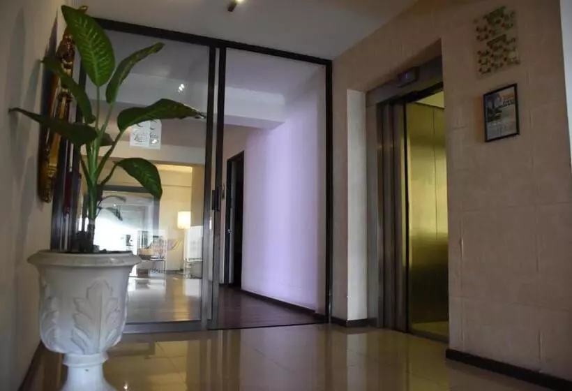 ホテル Clara Luna