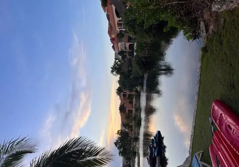 Отель Coral Maya Stay Suites