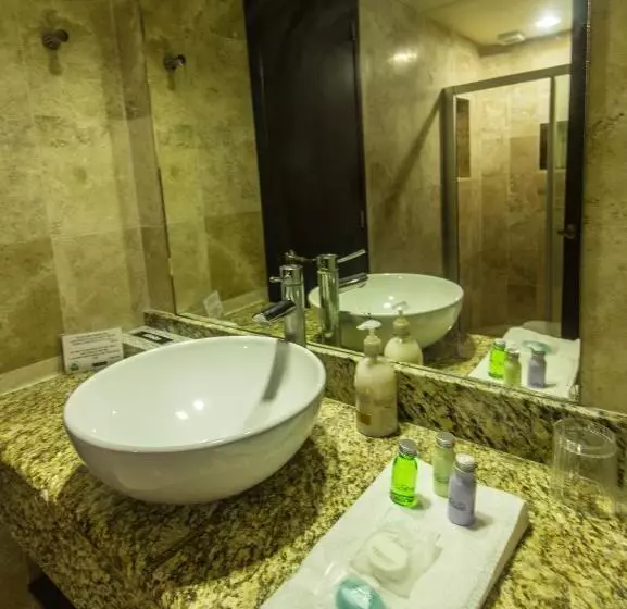 Отель Coral Maya Stay Suites