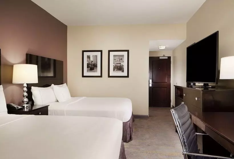 Hotelli Doubletree By Hilton El Paso Downtown