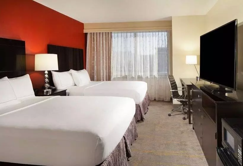 Hotelli Doubletree By Hilton El Paso Downtown