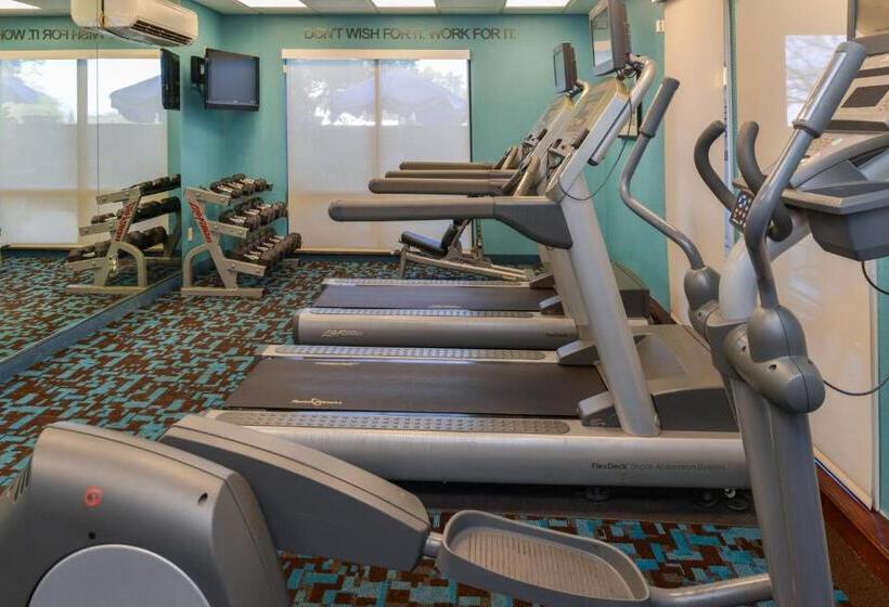 호텔 Fairfield Inn & Suites Santa Maria