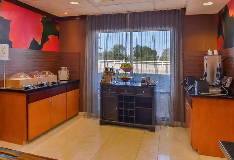 בית מלון כפרי Fairfield Inn & Suites Santa Maria