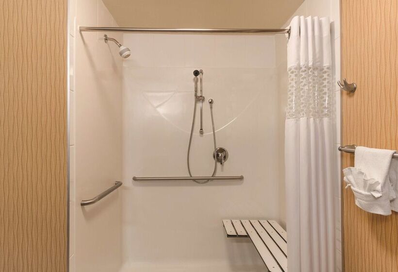 בית מלון כפרי Hampton Inn By Hilton Edmonton/south, Alberta, Canada