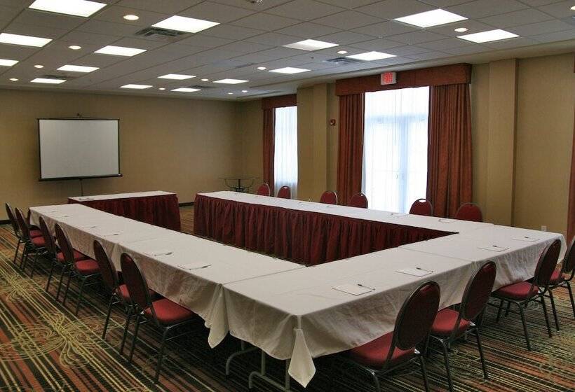 בית מלון כפרי Hampton Inn By Hilton Edmonton/south, Alberta, Canada