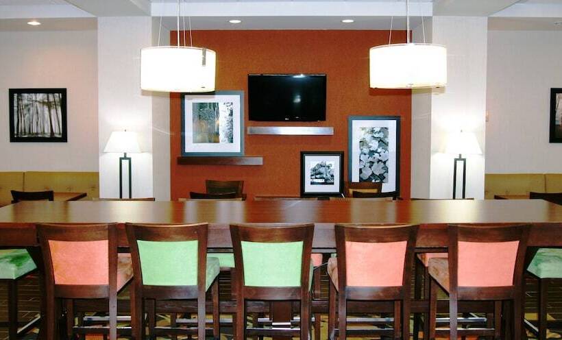 בית מלון כפרי Hampton Inn By Hilton Edmonton/south, Alberta, Canada