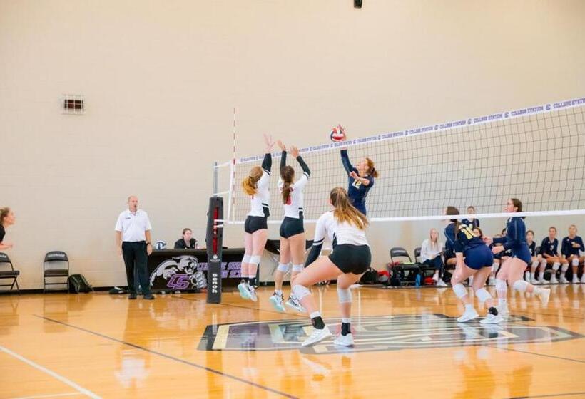 ホテル Holiday Inn Express & Suites College Station, An Ihg