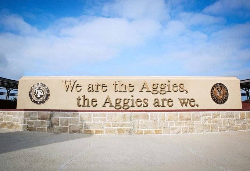 ホテル Holiday Inn Express & Suites College Station, An Ihg