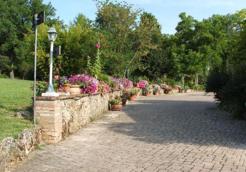 בית מלון כפרי Il Pietreto