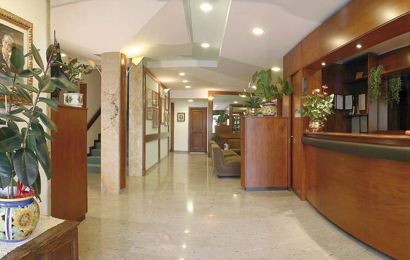 فندق Milton Iris