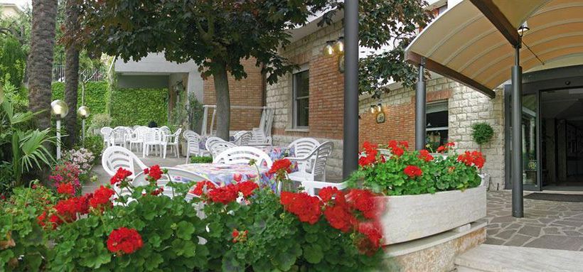 فندق Milton Iris