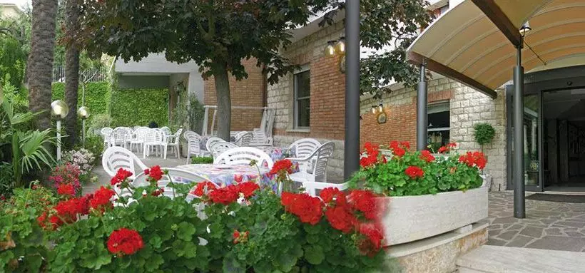 ホテル Milton Iris