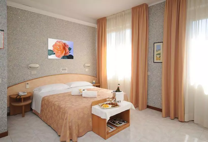 ホテル Milton Iris