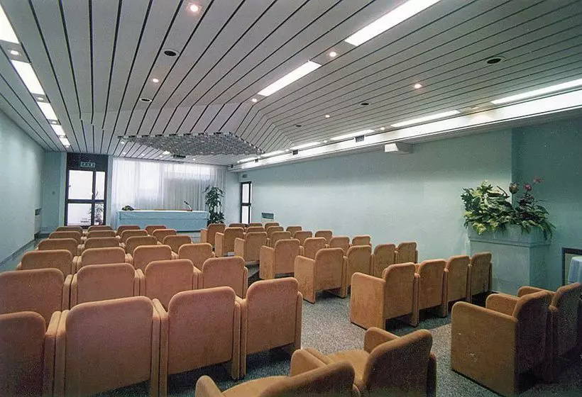 ホテル Milton Iris