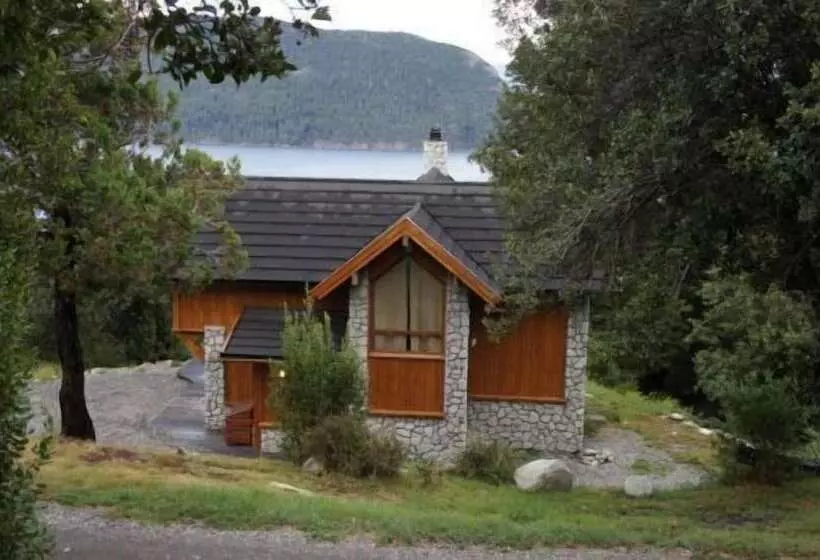 هتل Las Morillas Huemul Lodge