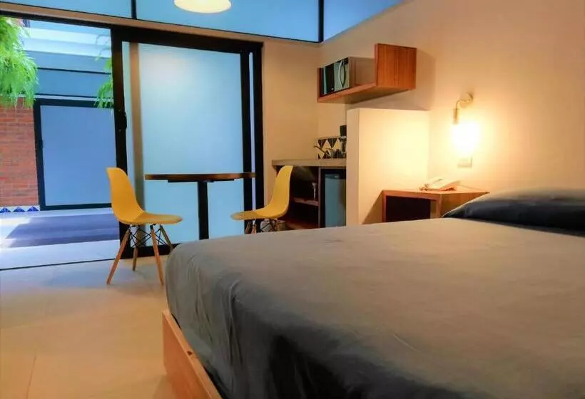 هتل El Mesón Del Alférez Xalapa