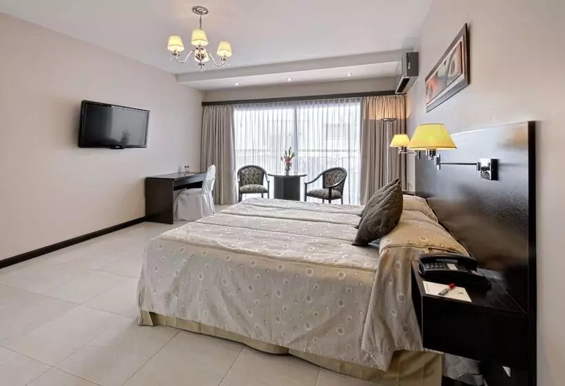 בית מלון כפרי Nuevo Ostende By Bund