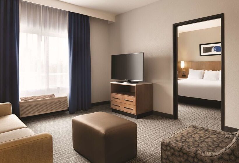 Radisson Hotel Ames Conference Center At Isu