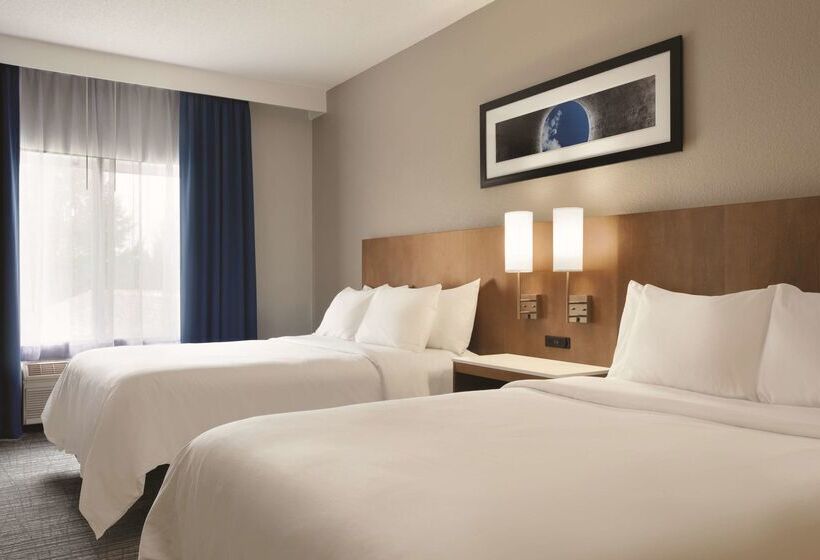 Radisson Hotel Ames Conference Center At Isu